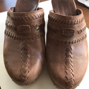UGG clogs